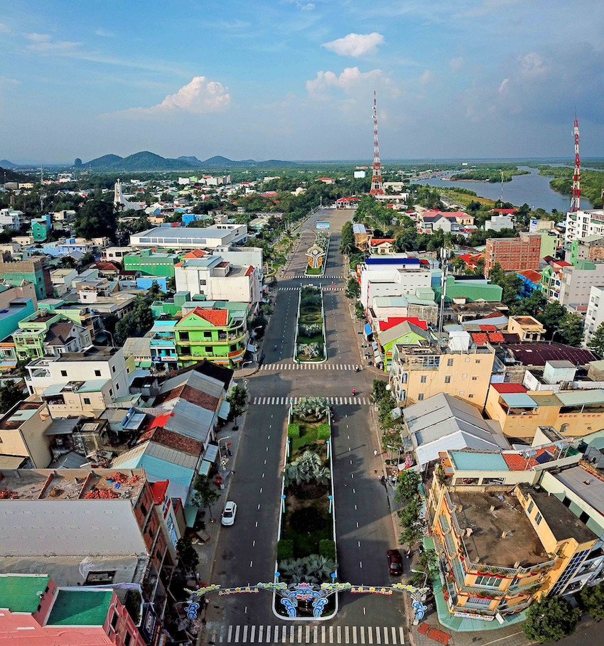 Th&agrave;nh[-]phố[-]trẻ[-]H&agrave;[-]Ti&ecirc;n[-]nh&igrave;n[-]từ[-]tr&ecirc;n[-]cao